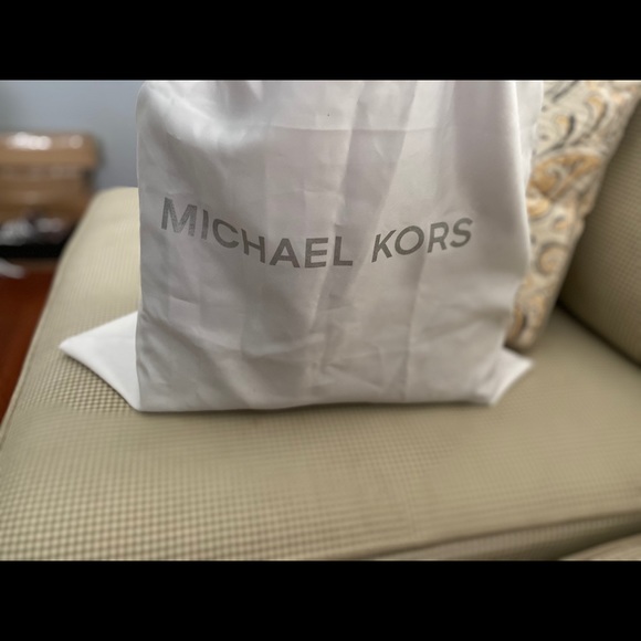 Michael Kors - Picture 7 of 10